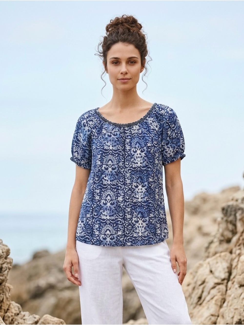 Lucky Brand Blue & White Printed Short-Sleeve Scoop Neck Blouse